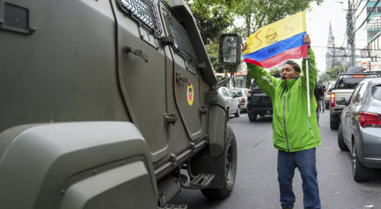 Die ecuadorianische Polizei brach in die mexikanische Botschaft ein und