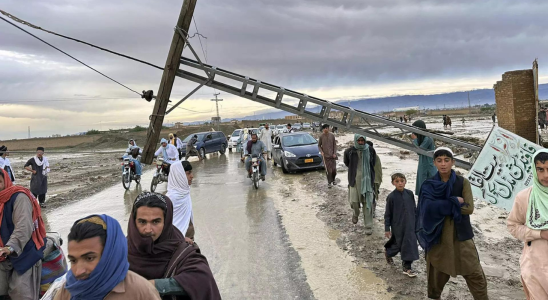 Die pakistanische Provinz gibt aufgrund der Gletscherschmelze Hochwasseralarm aus was