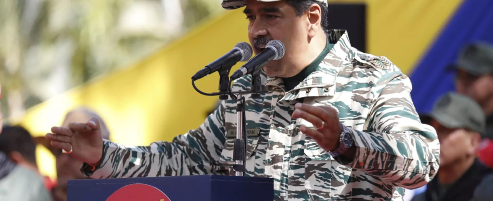 Die venezolanische Opposition schliesst sich hinter Edmundo Gonzalez als Herausforderer