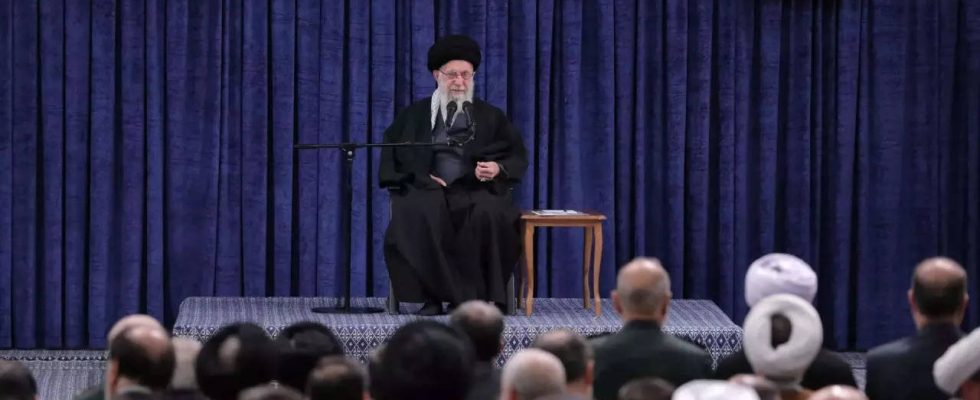 Irans oberster Fuehrer bekraeftigt sein Versprechen gegen Israel wegen der