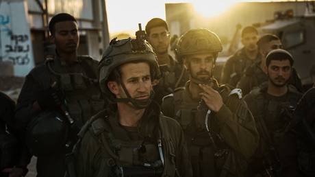 Israel mobilisiert mehr Reservisten – World