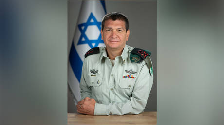 Israels bester Militaerspion gibt wegen Versagens der Geheimdienste der Hamas