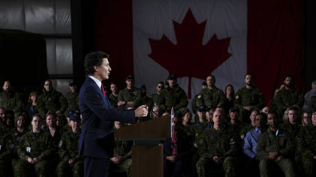 Kanada erwaegt die Anschaffung von Atom U Booten – World