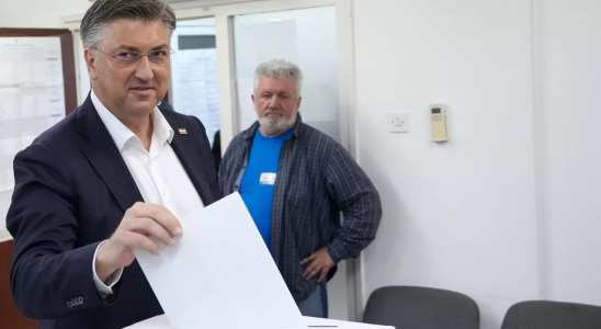 Kroatien fuehrt Parlamentswahlen inmitten der Rivalitaet zwischen Premierminister und Praesident