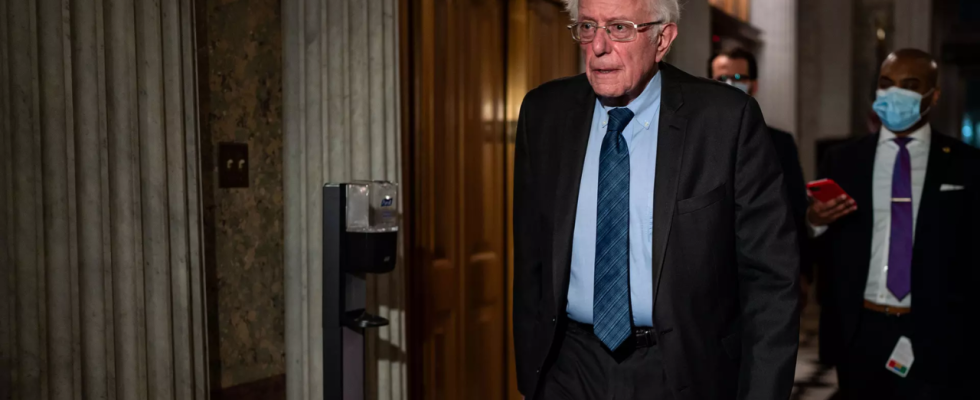Mann verhaftet weil er vor dem Buero des US Senators Bernie