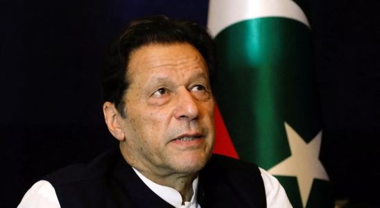 Pakistan Imran Khan behauptet seine Frau habe mit „Toilettenreiniger versetztes