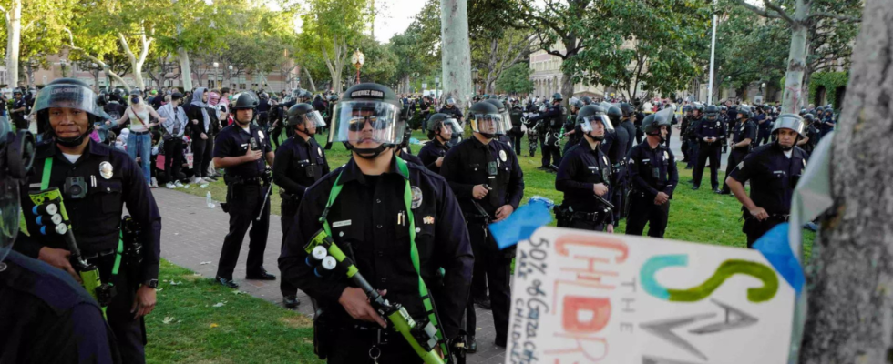Pro Palaestina Proteste Ueber 90 im USC wegen „Hausfriedensbruchs festgenommen