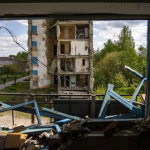 Russische Drohnen setzen Hotel in ukrainischer Schwarzmeerstadt in Brand