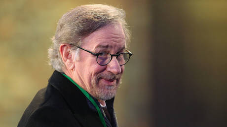 Spielberg hilft bei der Leitung von Bidens Kampagne – NBC