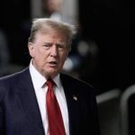 Trump wird wegen Verstosses gegen die Knebelanordnung mit einer Geldstrafe