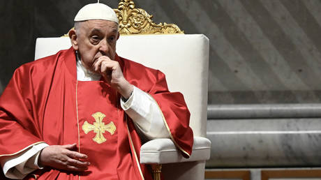 Vatikan spricht sich gegen Operation zur Geschlechtsumwandlung aus – World