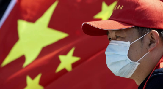 Wissenschaftler hinter Chinas erstem Covid Impfstoff wegen Transplantation aus dem Parlament