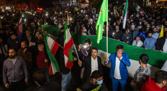 „Aktivisten in Chicago brechen in Jubel ueber Irans Angriff auf