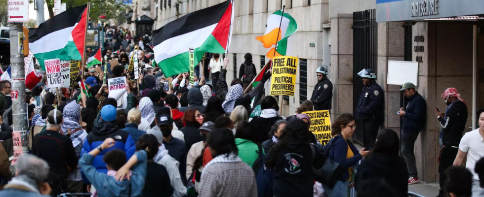 „Antisemitisch gefaehrlich Weisses Haus zu Protesten an der Columbia University