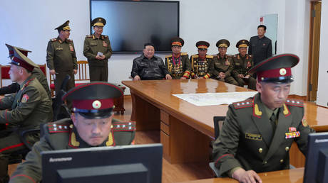 „Zeit sich auf den Krieg vorzubereiten – Nordkoreanischer Fuehrer –