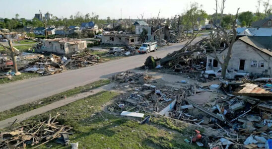 18 Tote nach toedlichen Tornados in der Mitte der USA