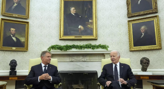 Biden empfaengt den rumaenischen Staatschef im Weissen Haus um die