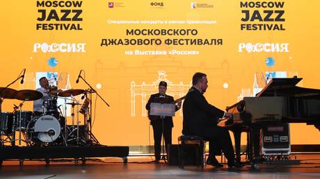 Das Moskauer Jazzfestival veranstaltet eine Sonderveranstaltung fuer die Russia EXPO