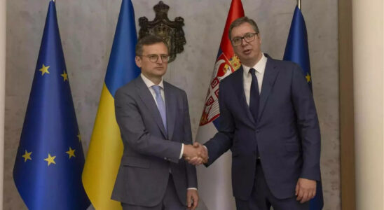 Der ukrainische Aussenminister besucht Serbien zum ersten Mal seit der