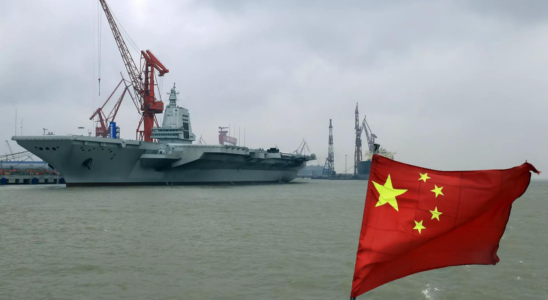 Durchbruch in der Seekriegsfuehrung China startet den ersten Drohnenflugzeugtraeger