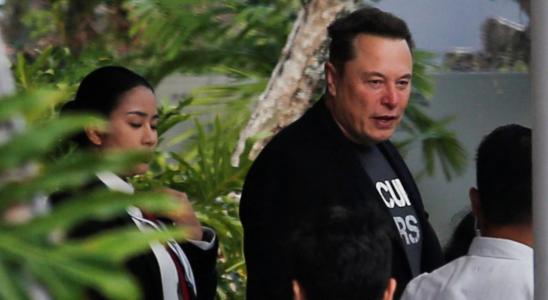 Elon Musk startet den Satelliten Internetdienst Starlink auf Bali