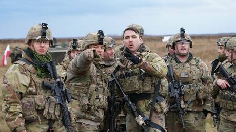 Grossbritannien bezeichnet die Entsendung von NATO Truppen in die Ukraine als