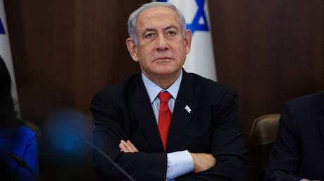 Israel wird mit seinen „Fingernaegeln kaempfen – Netanyahu trotzt dem
