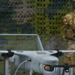 NATO Staaten wollen „Drohnenmauer entlang der russischen Grenze — RT Weltnachrichten