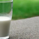 Pakistan Der Milchpreis in Karatschi steigt auf 210 PKR pro