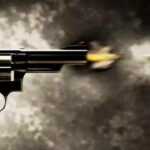 Pakistanische Aerztin mit geladener Pistole im Dienst eroeffnet versehentlich das
