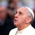 Papst entschuldigt sich fuer „Schwulentum – Vatikan — RT Weltnachrichten