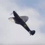 Pilot der Royal Air Force stirbt bei Spitfire Absturz im Zweiten