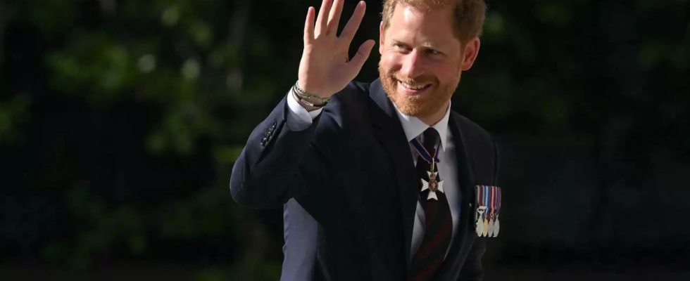 Prinz Harry hat in Grossbritannien einen seltenen oeffentlichen Auftritt und