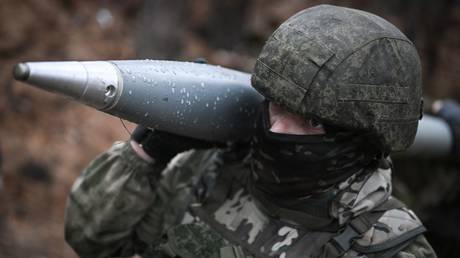 Russland produziert Granaten zu 25 Prozent des Preises der NATO Laender