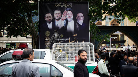 Teheran gibt Wahltermin nach schockierendem Tod des Praesidenten bekannt –