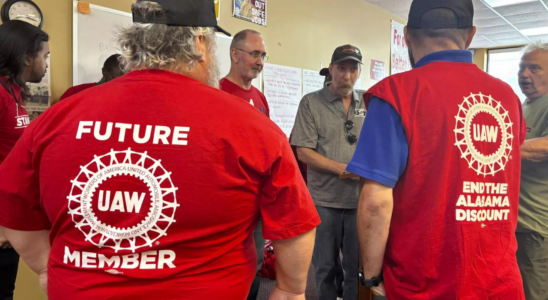 UAW legt Einspruch gegen Mercedes Abstimmung ein und wirft Arbeitereinschuechterung vor