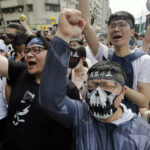 Warum Demonstranten in Taiwan wuetend auf die Gesetzgeber sind