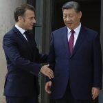 Xi Jinping fordert Macron auf China dabei zu helfen einen