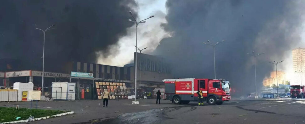 Zwei Tote und 33 Verletzte bei russischem Angriff auf Baumarkt