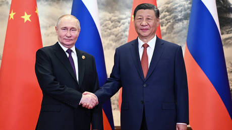 „Grosser Fehler China und Russland naeher kommen zu lassen –