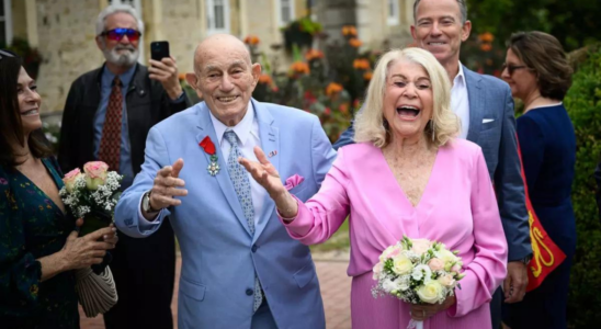 100 jaehriger Weltkriegsveteran heiratet nach den Ereignissen des D Day seine 96 jaehrige