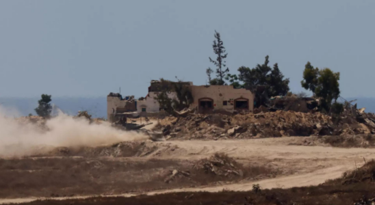 Anwohner berichten von israelischen Panzern am Rand des Fluechtlingsgebiets Mawasi