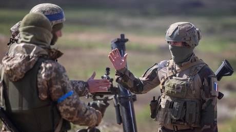 Ausbildungsmission ist erster Schritt hin zu EU Truppen in der Ukraine
