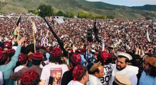 Die paschtunische Tahafuz Bewegung veranstaltet eine grosse Protestkundgebung gegen Militaereinsaetze in