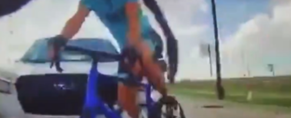 Fahrerflucht in Texas Schockierendes Video von texanischen Fahrradfahrern die von