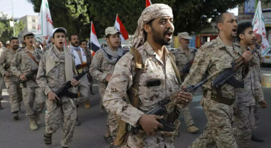 Jemens Houthi Rebellen nehmen bei ploetzlichem Vorgehen mindestens neun UN Mitarbeiter und