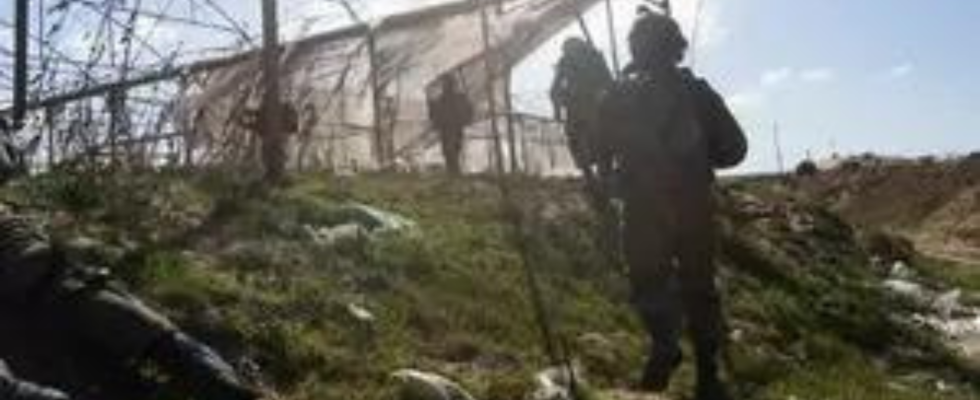 Laut israelischem Militaer sind vier weitere israelische Geiseln in Gaza