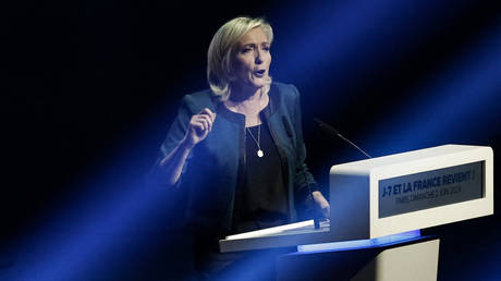 Le Pen wird nicht den sofortigen Sturz Macrons anstreben —