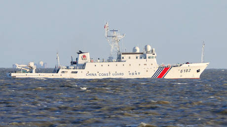 Militaerschiffe kollidieren im umstrittenen Suedchinesischen Meer — World