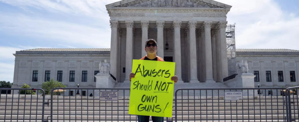 Oberster Gerichtshof der USA bestaetigt Verbot des Besitzes von Schusswaffen